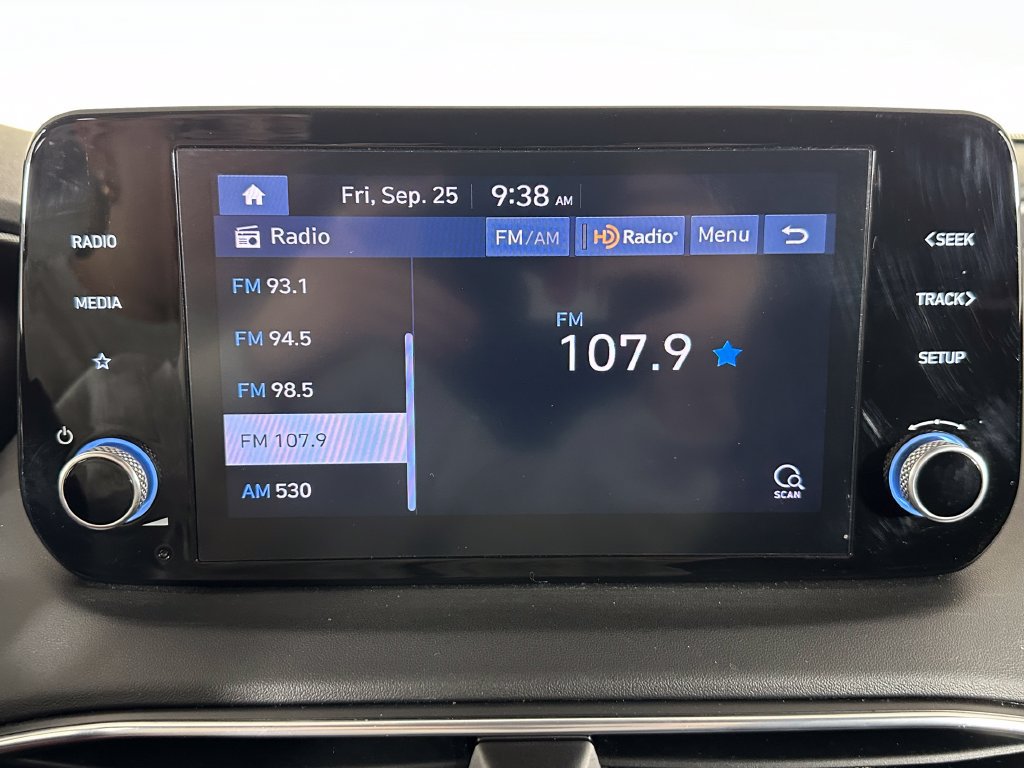 Used 2021 Hyundai Santa Fe SE AWD/4WD image 16