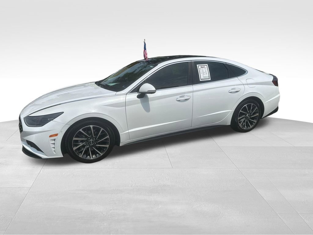 Used 2021 Hyundai Sonata Limited w/ Preferred Accessory Package FWD image 4