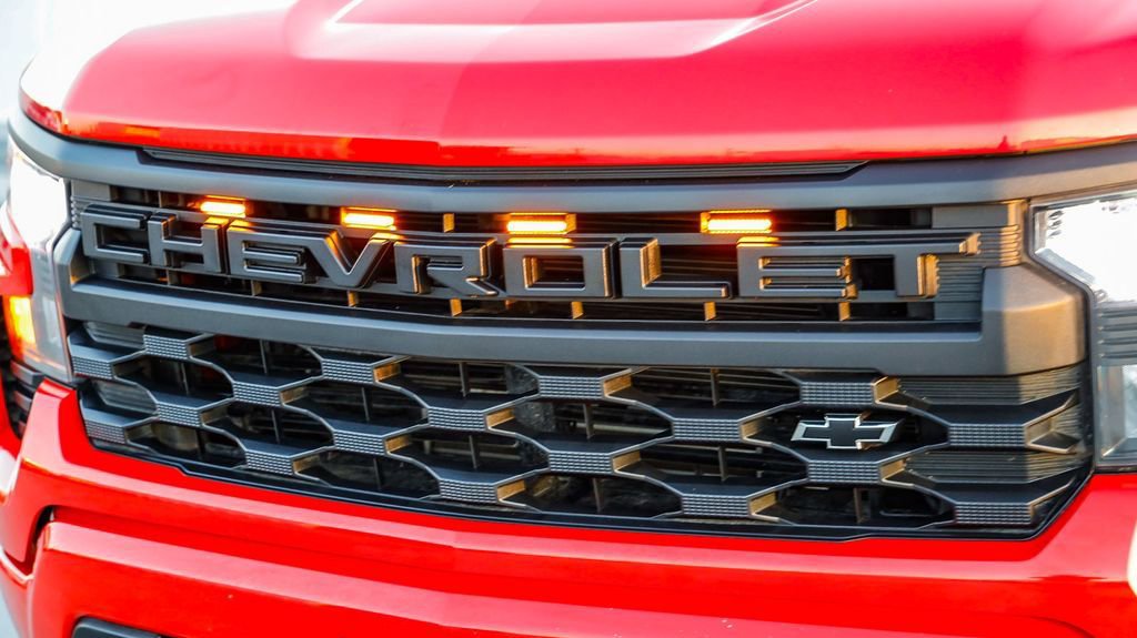 Used 2024 Chevrolet Silverado 1500 Custom w/ LPO, Dark Essentials Package image 6