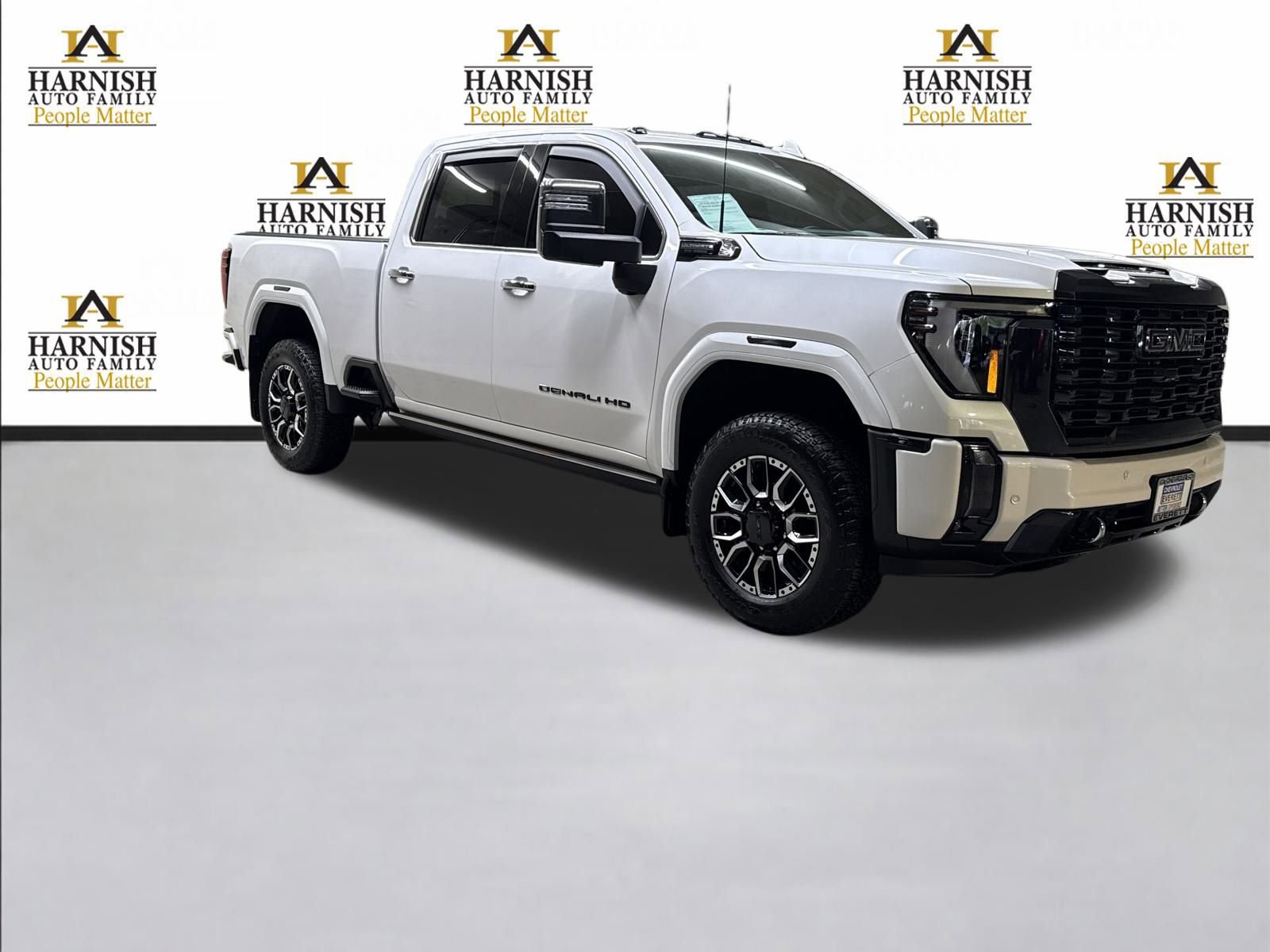 Used 2024 GMC Sierra 3500 Denali Ultimate image 11