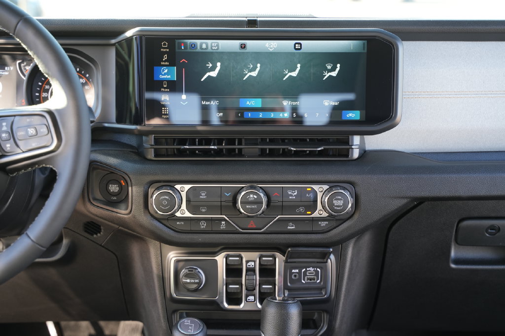 New 2026 Jeep Gladiator Sport w/ Dual Top Group AWD/4WD image 26