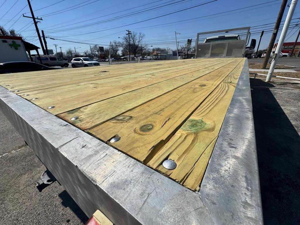 Used 2021 Ford F750 2WD Regular Cab Super Duty image 70