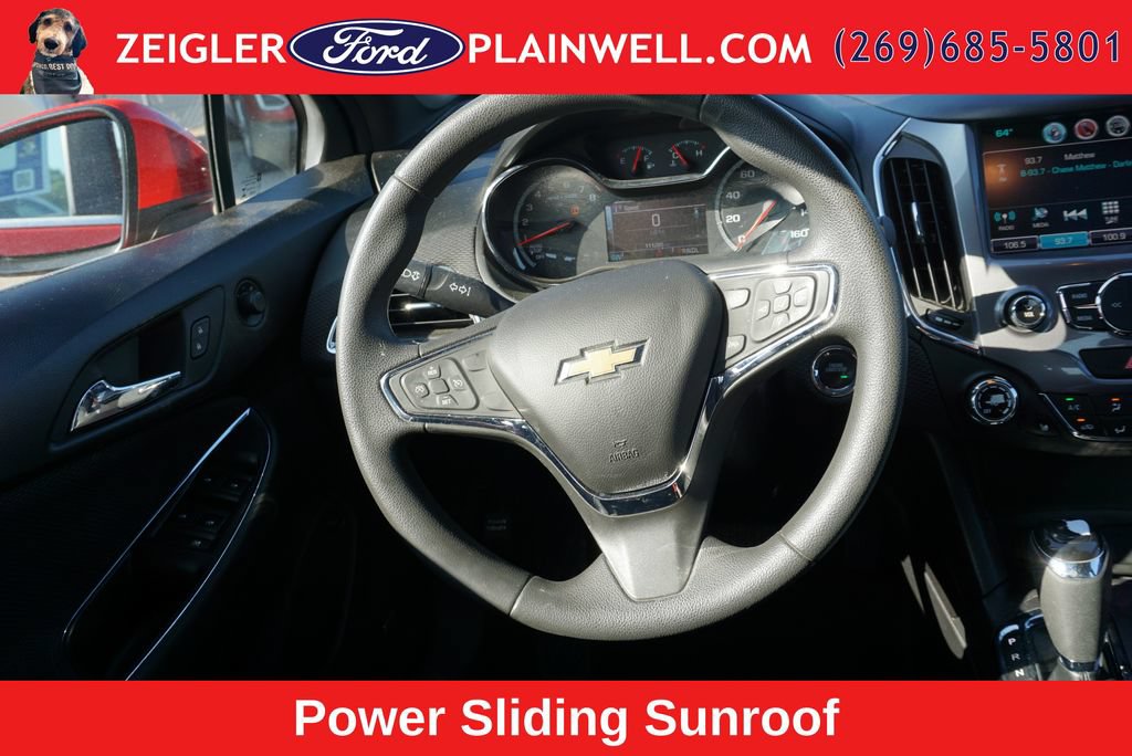 Used 2016 Chevrolet Cruze LT w/ Sun And Sound Package FWD image 12