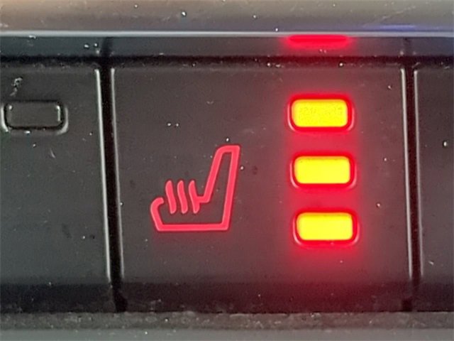 Used 2024 Ford Expedition Max Limited image 30