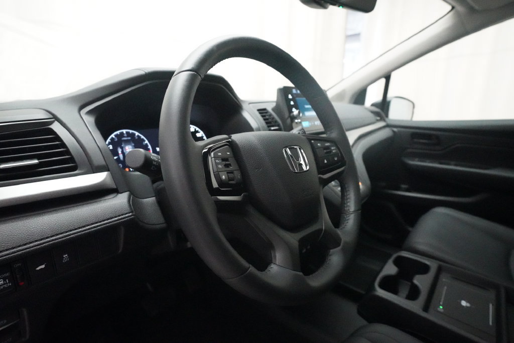 Used 2025 Honda Odyssey EX-L image 7