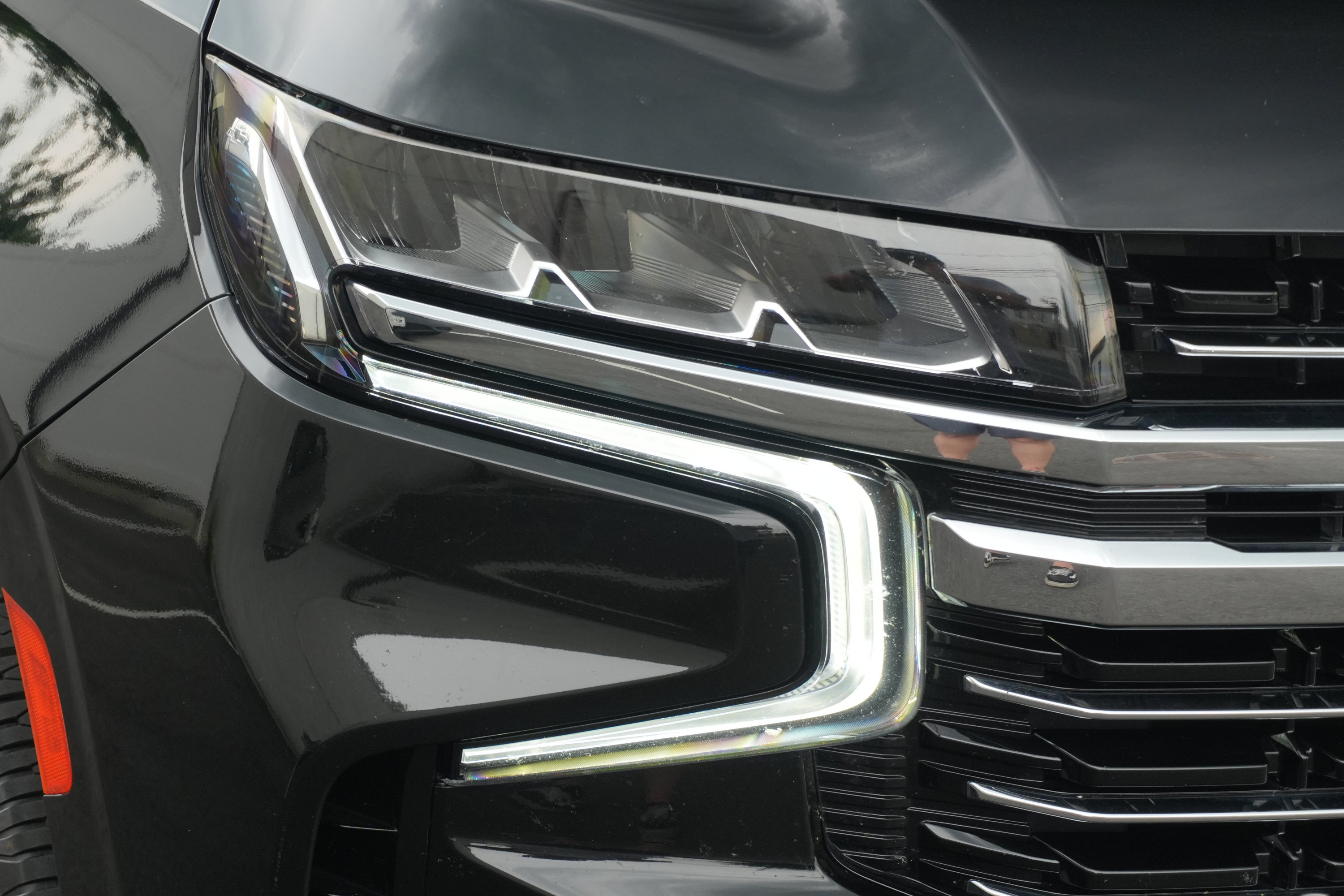 Used 2024 Chevrolet Suburban LT AWD/4WD image 48