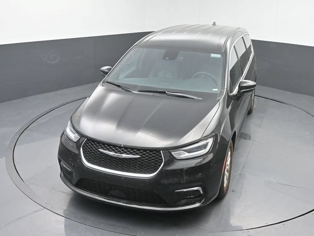 Used 2025 Chrysler Pacifica Select FWD image 31