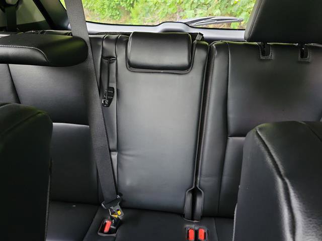 Used 2023 Toyota Highlander L image 10