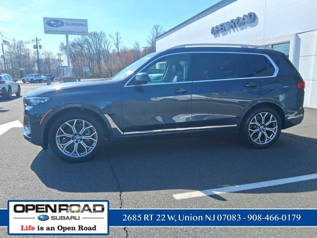Used 2021 BMW X7 xDrive40i w/ Premium Package image 4