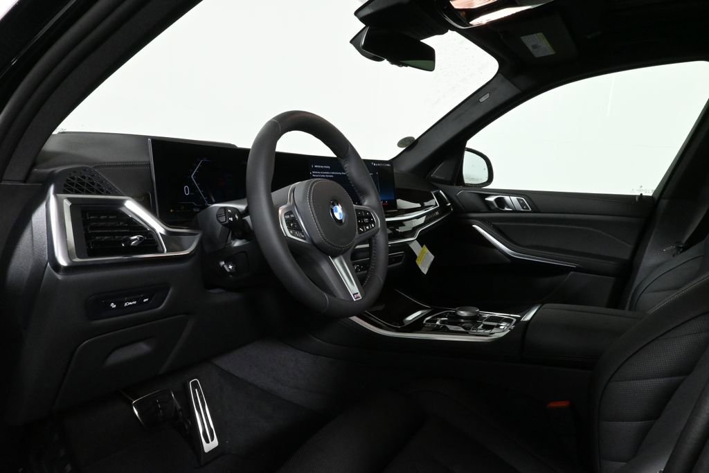 Used 2026 BMW X5 xDrive40i w/ M Sport Package image 15