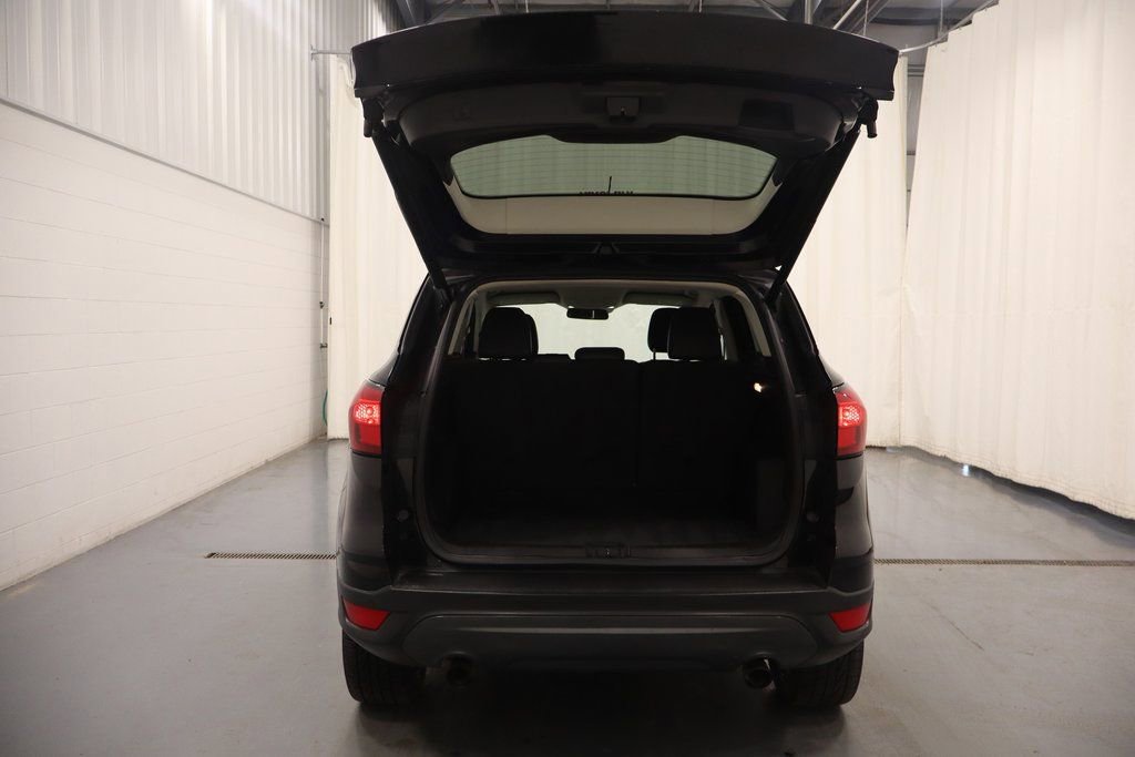 Used 2019 Ford Escape SEL image 18