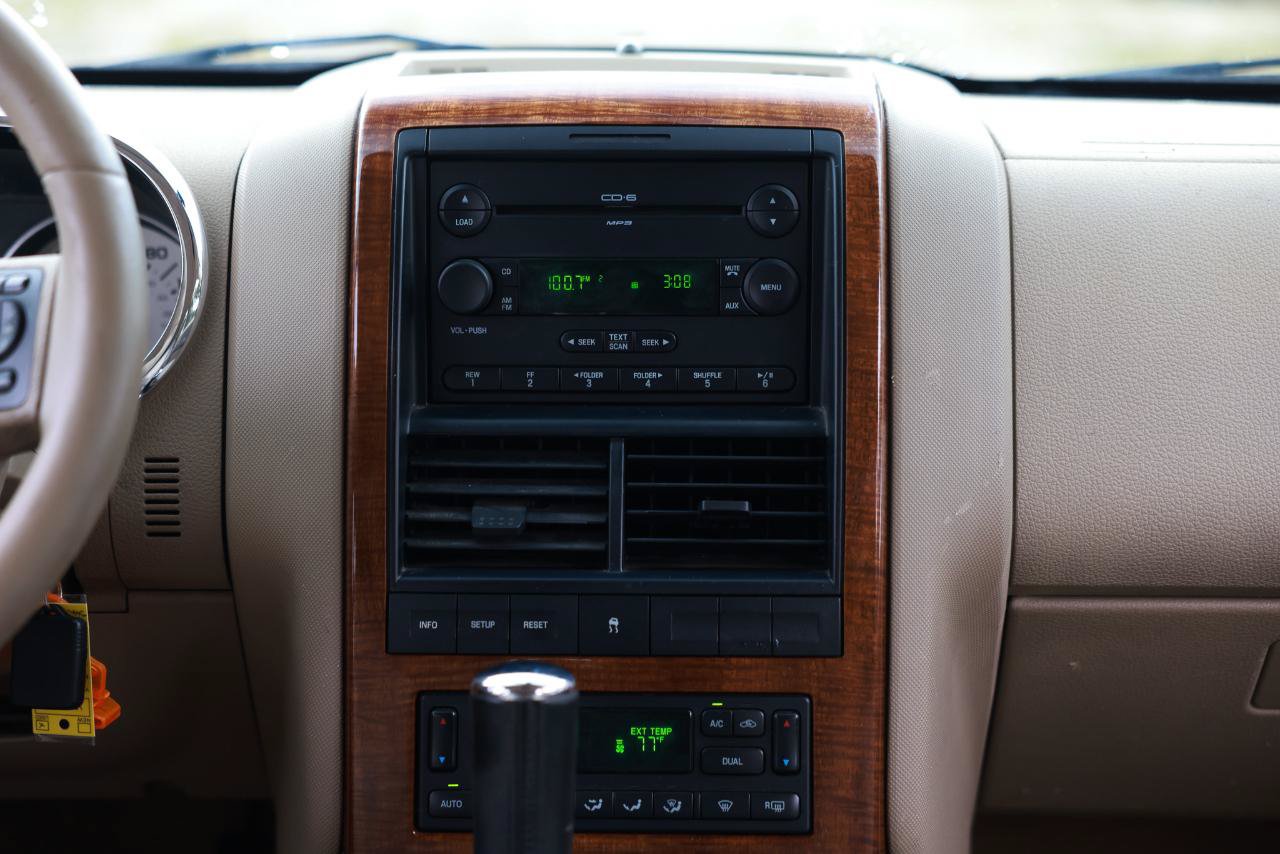 Used 2007 Ford Explorer Eddie Bauer RWD image 35