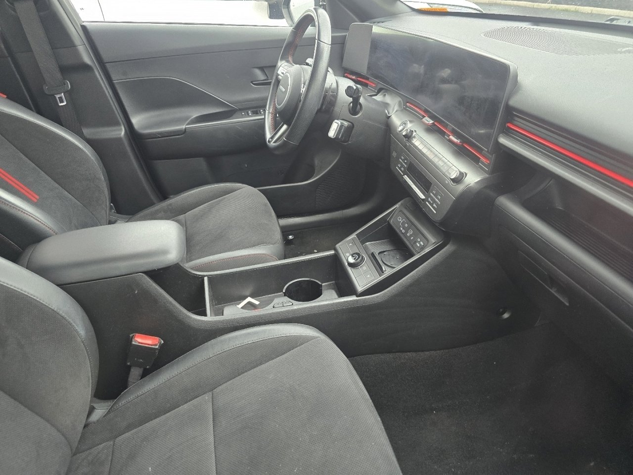 Used 2024 Hyundai Kona N Line image 21