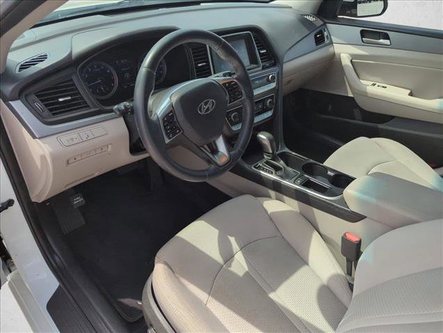Used 2018 Hyundai Sonata SEL w/ Cargo Package FWD image 8