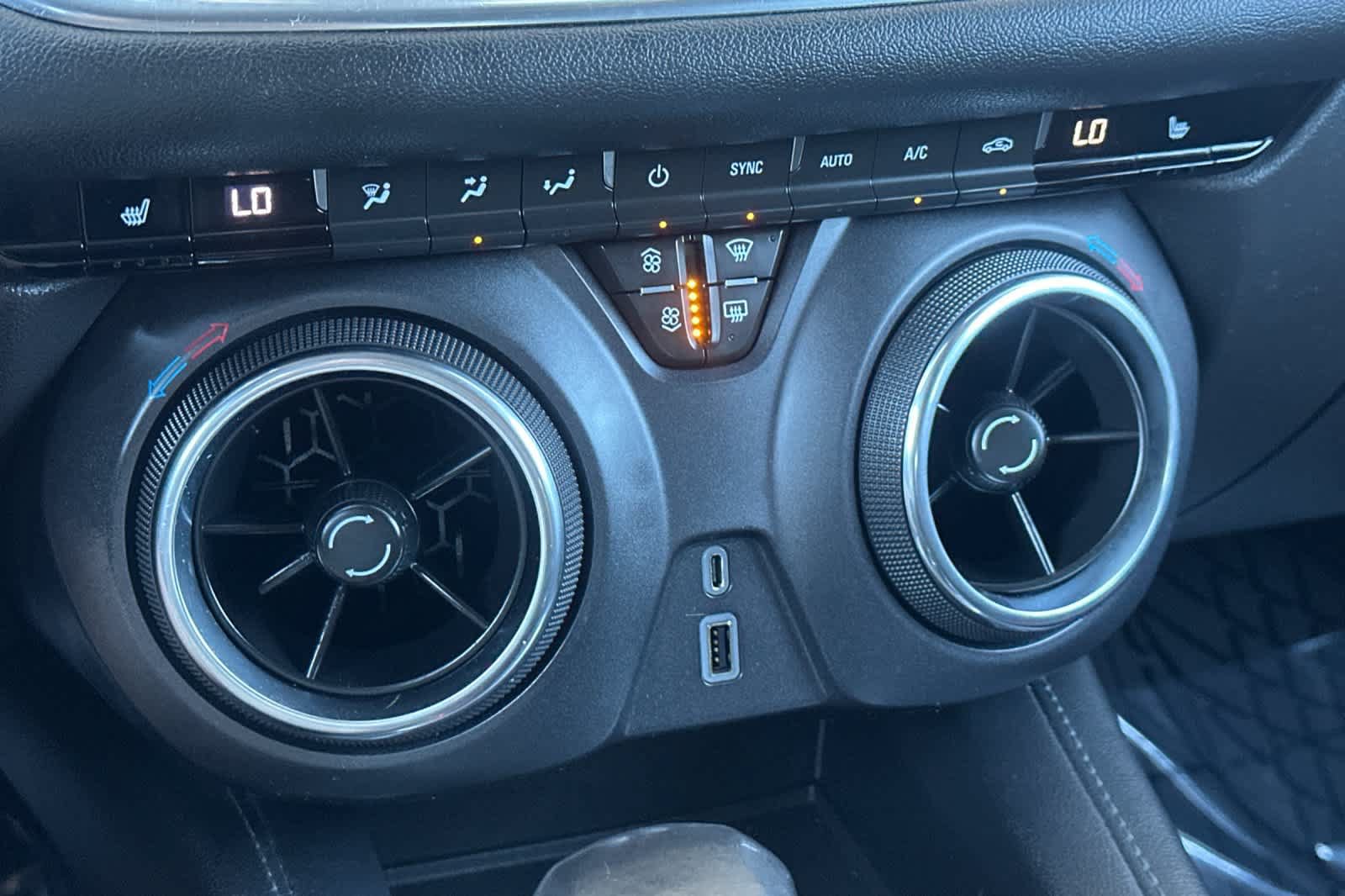 Used 2019 Chevrolet Blazer LT AWD/4WD image 20
