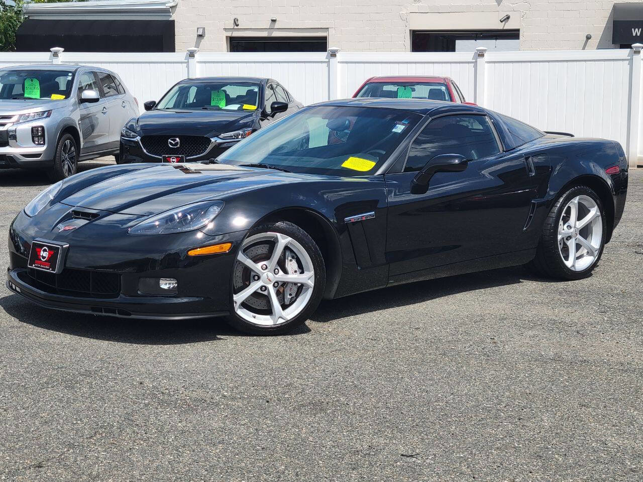Used 2011 Chevrolet Corvette Grand Sport w/ Preferred Equipment Group image 2