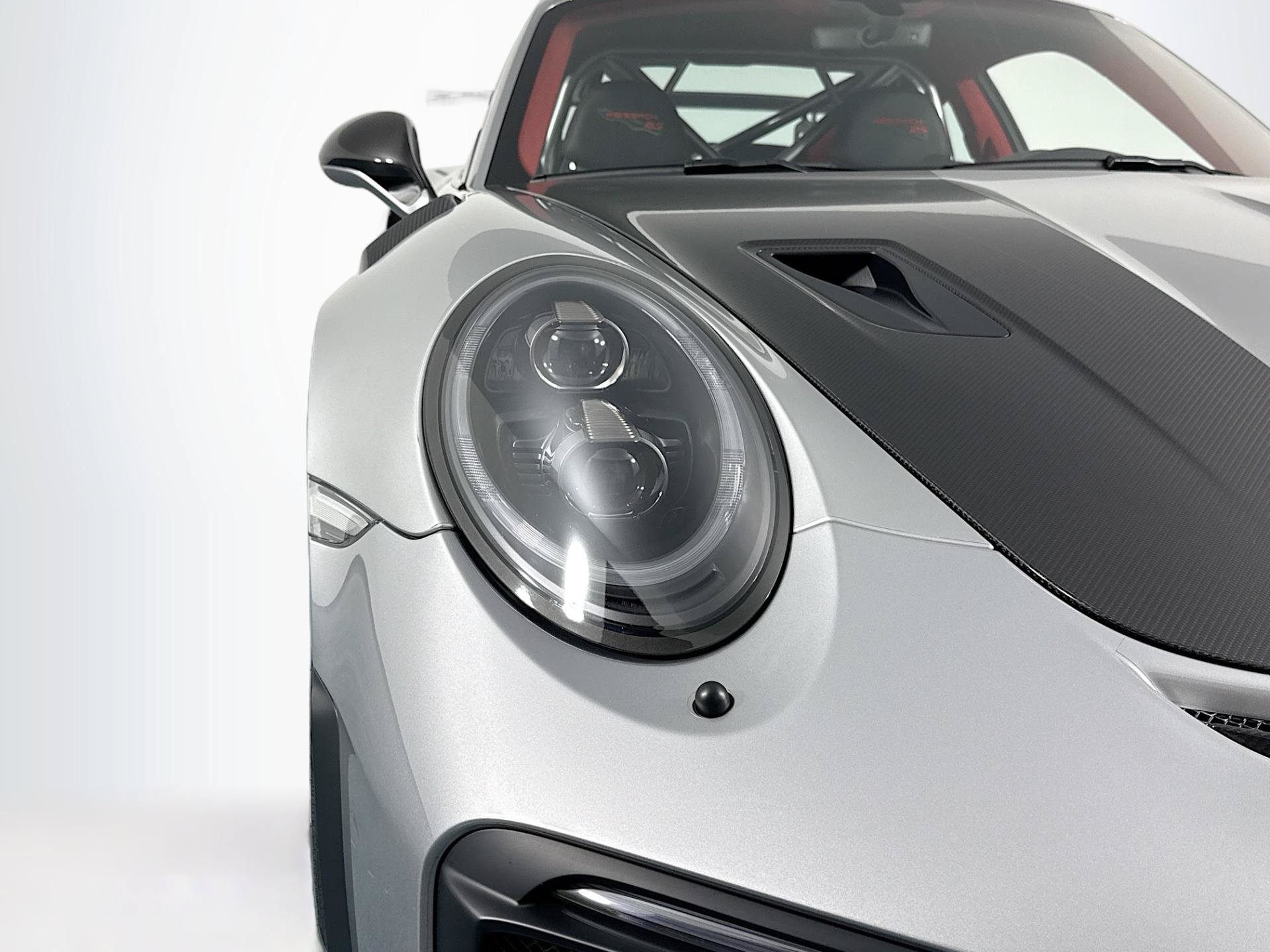 Used 2018 Porsche 911 GT2 RS RWD image 75