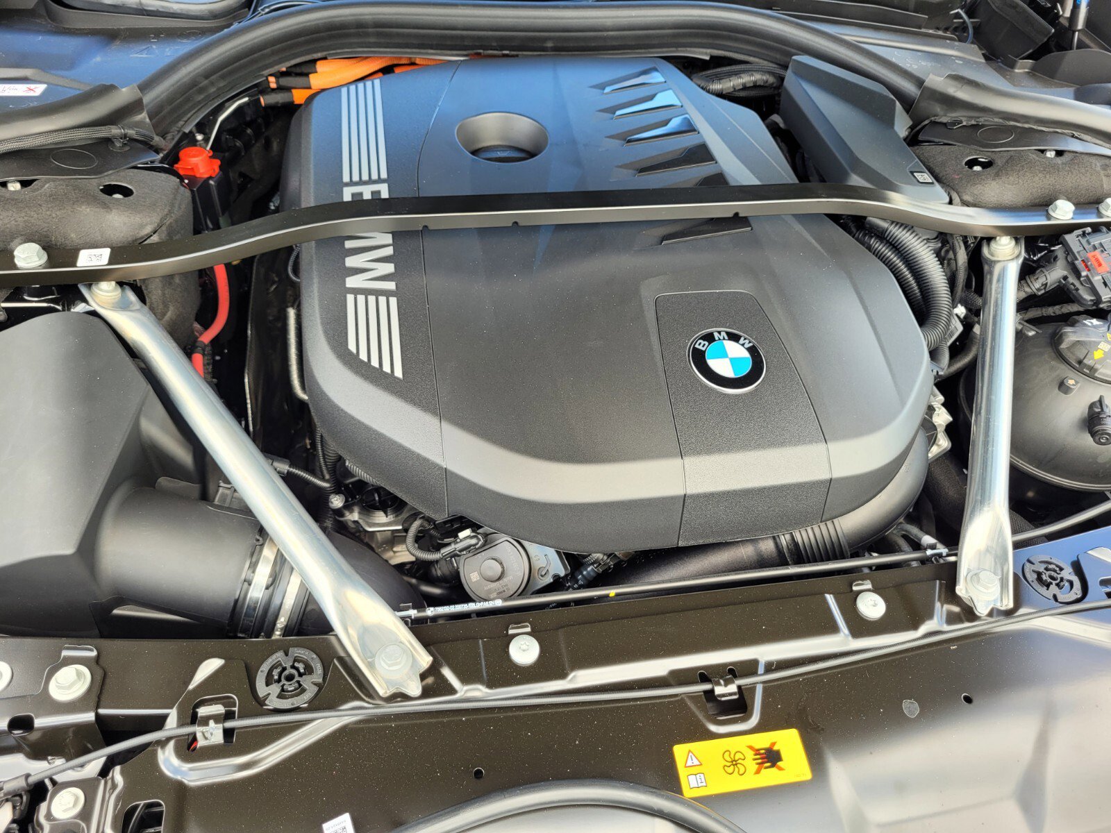 New 2026 BMW 750e xDrive w/ Executive Package image 18