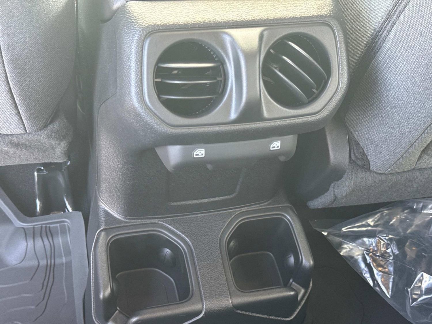 New 2025 Jeep Gladiator Sport AWD/4WD image 19