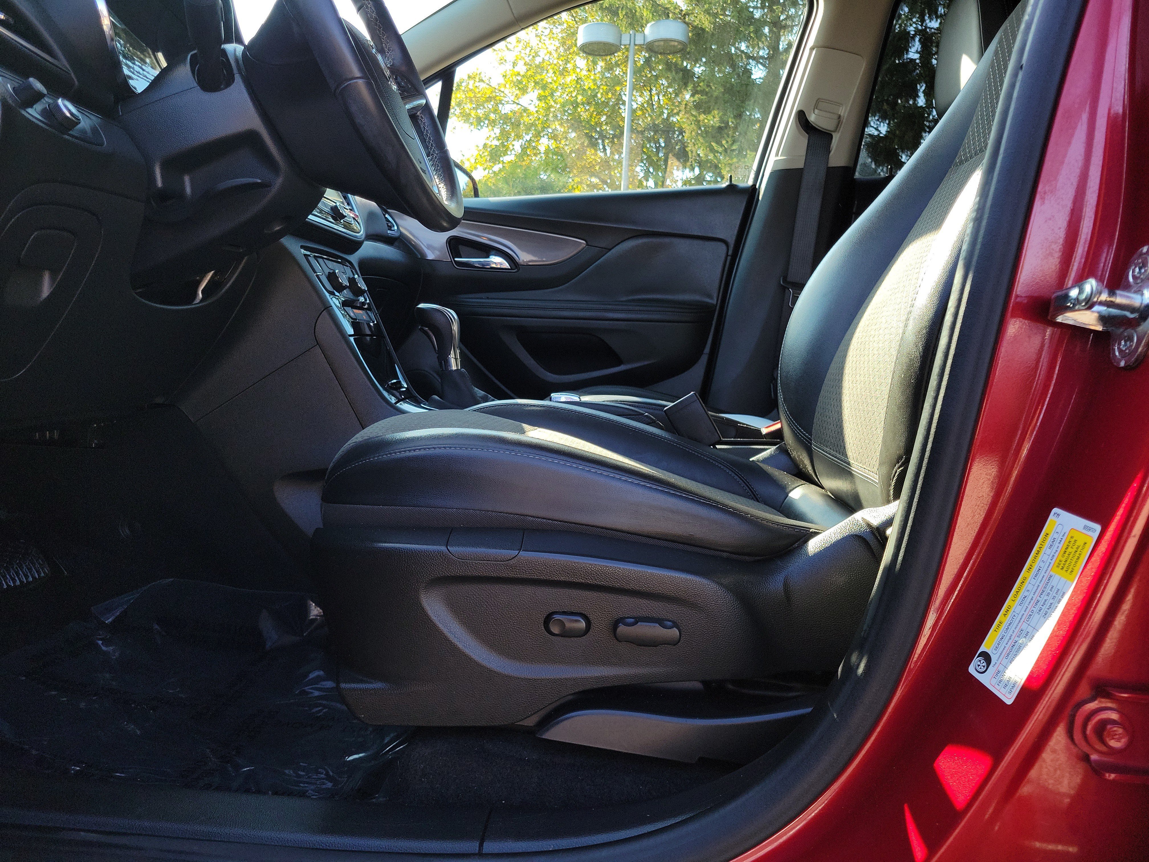 Used 2018 Buick Encore Preferred FWD image 16