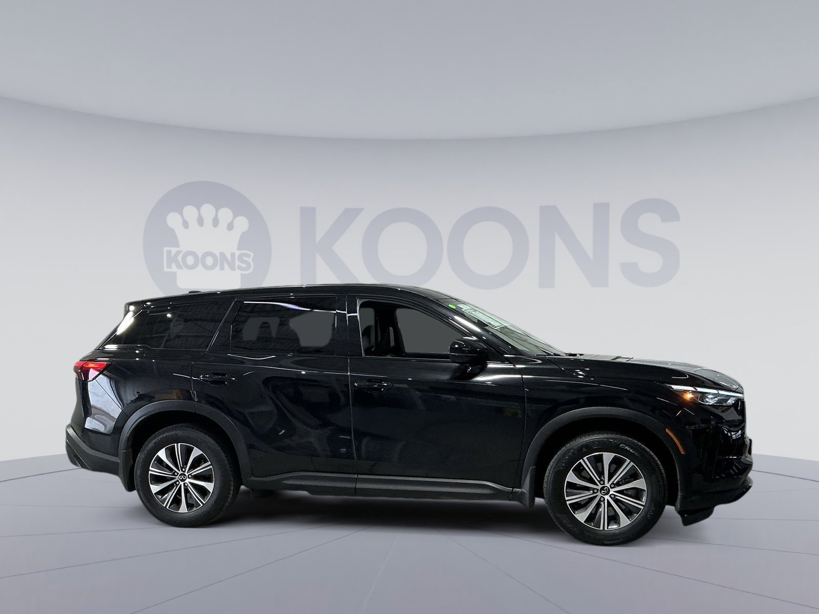 Used 2025 INFINITI QX60 Pure image 17