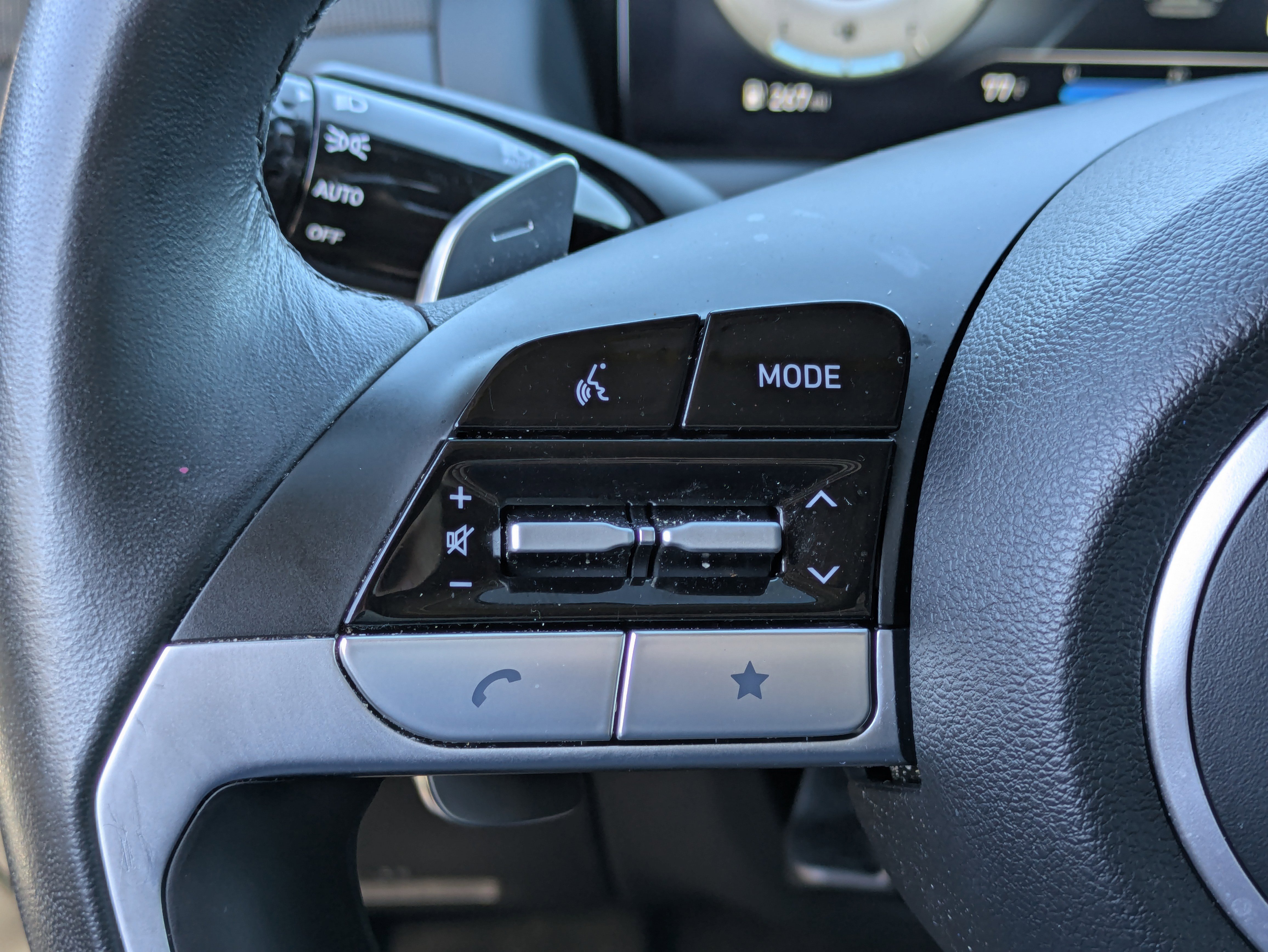 Used 2022 Hyundai Tucson Limited w/ Cargo Package image 24