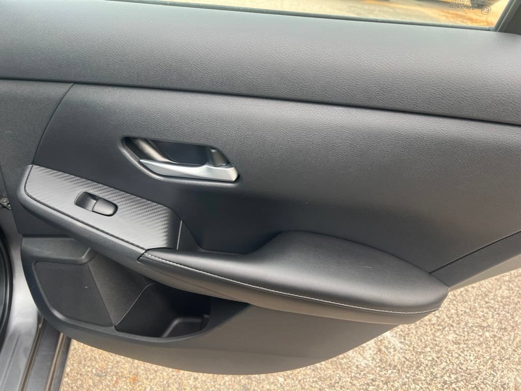 Certified 2022 Nissan Sentra SV FWD image 15