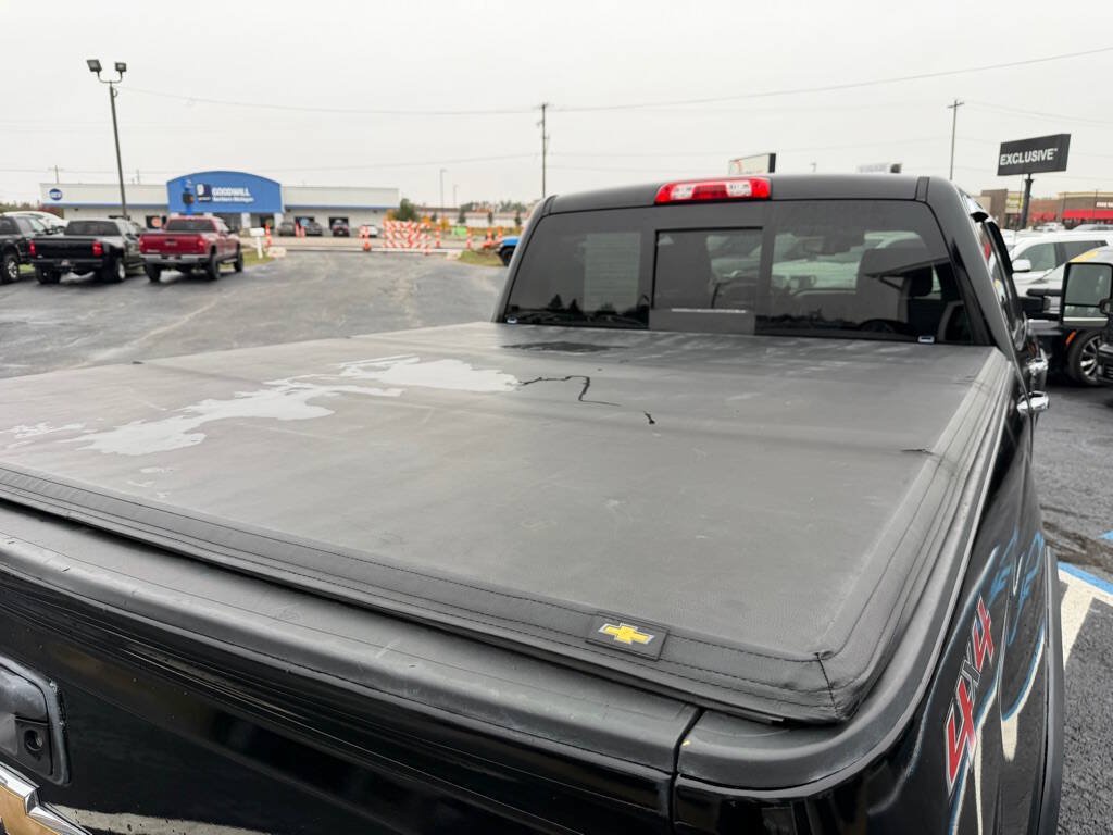 Used 2016 Chevrolet Silverado 2500 High Country w/ High Country Premium Package AWD/4WD image 38