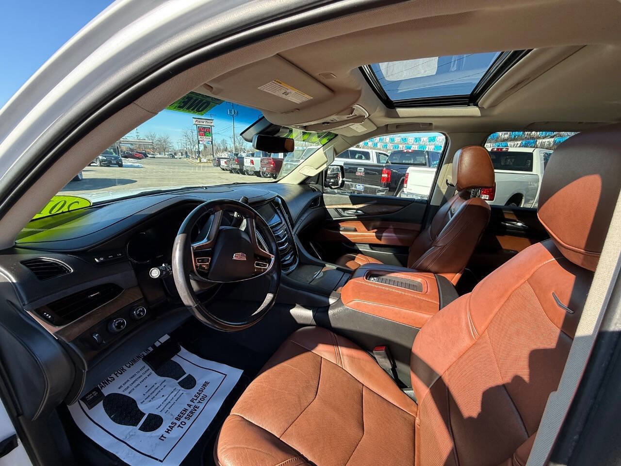 Used 2019 Cadillac Escalade Luxury image 10