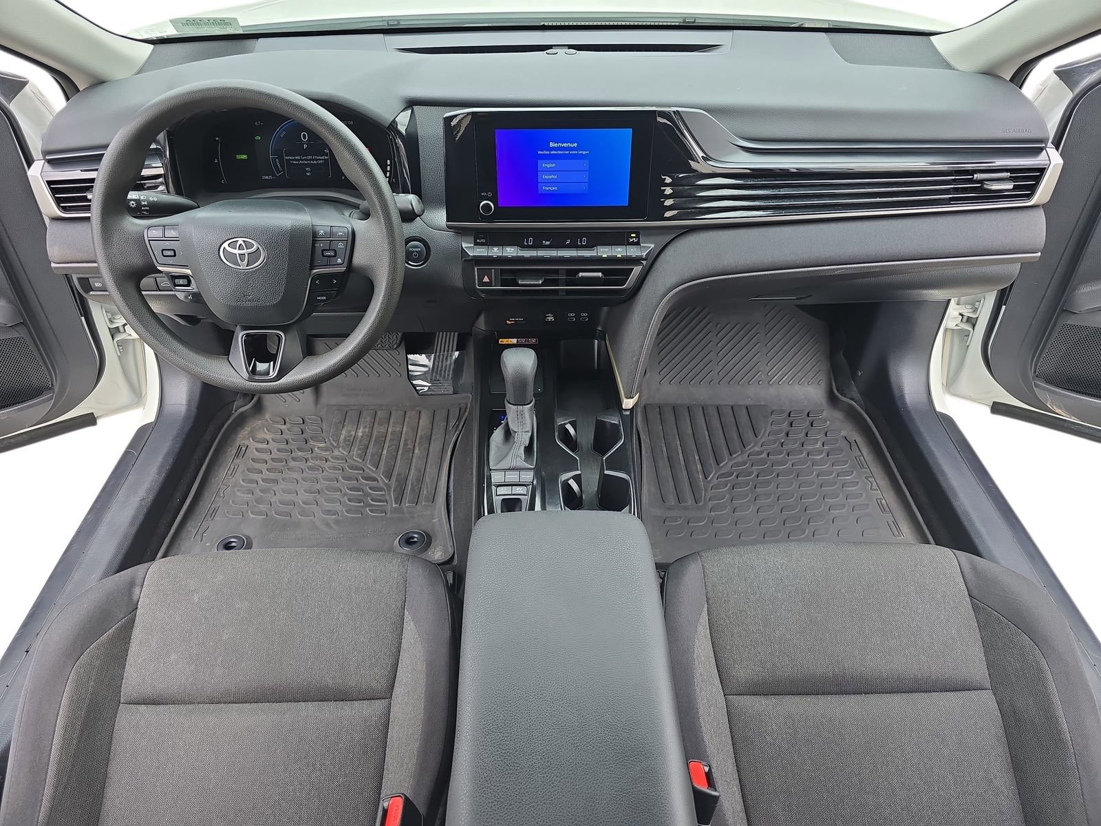Used 2025 Toyota Camry LE FWD image 9