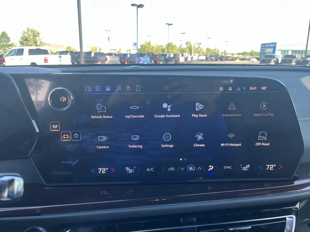New 2026 Chevrolet Traverse Z71 w/ Driver Confidence Package image 17