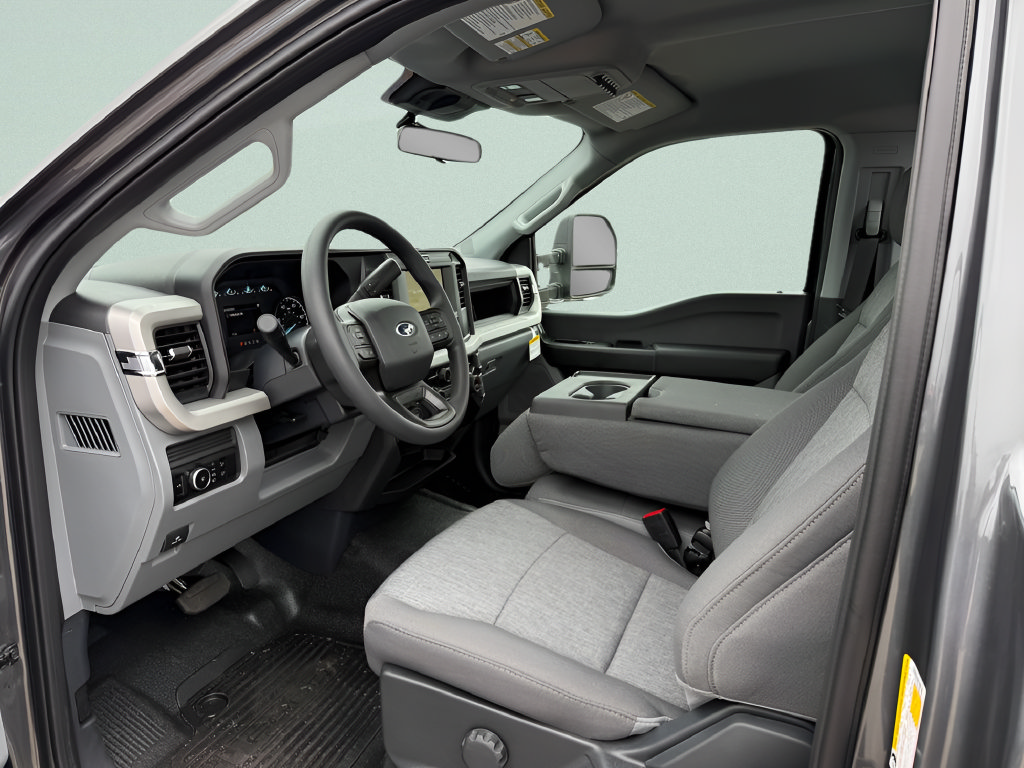 New 2026 Ford F250 XL w/ XL Off-Road Package AWD/4WD image 3
