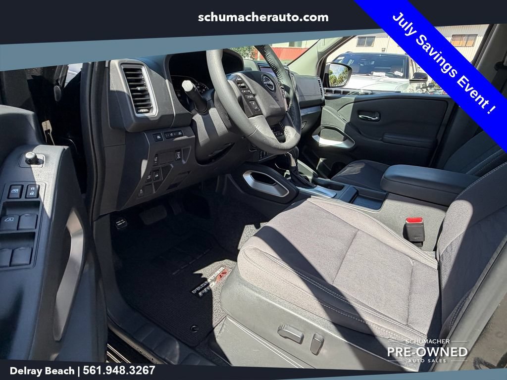 Used 2022 Nissan Frontier SV AWD/4WD image 11
