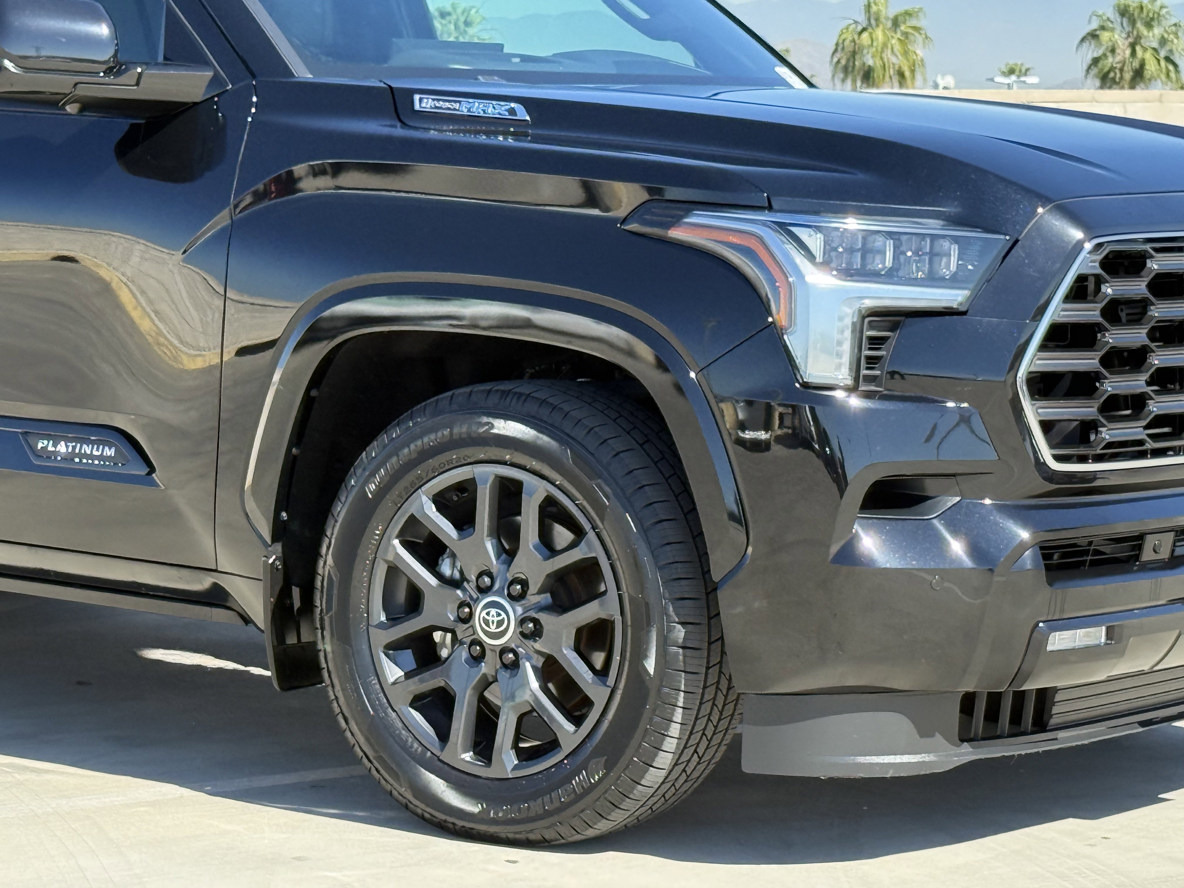 Used 2024 Toyota Sequoia Platinum image 4