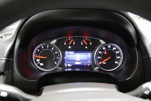 Used 2024 GMC Terrain SLE w/ Driver Convenience Package image 8