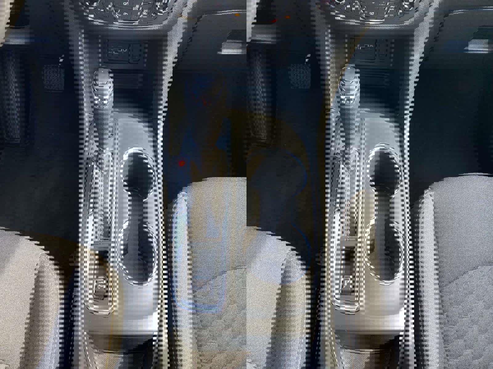 Used 2021 Chevrolet Equinox LT image 18