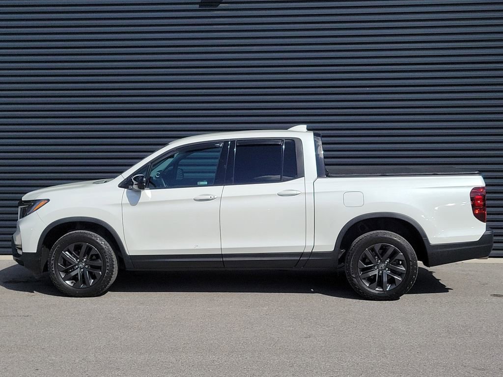 Used 2022 Honda Ridgeline Sport image 2