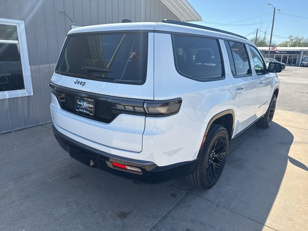 New 2026 Jeep Grand Wagoneer Limited AWD/4WD image 3