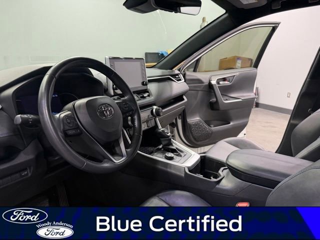 Used 2022 Toyota RAV4 XSE AWD/4WD image 9