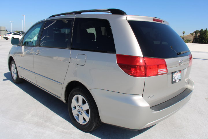 Used 2005 Toyota Sienna LE FWD image 5