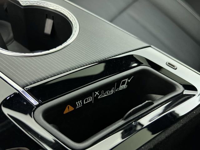 Certified 2025 Cadillac Lyriq Luxury RWD image 36