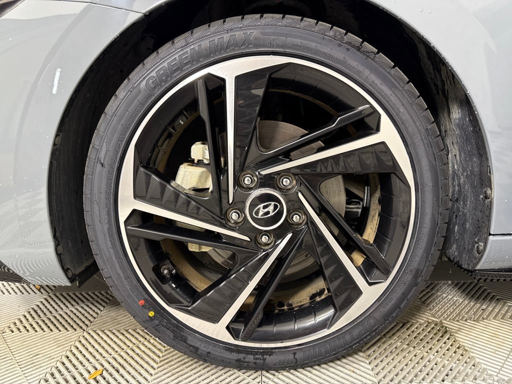Certified 2023 Hyundai Elantra N Line image 21