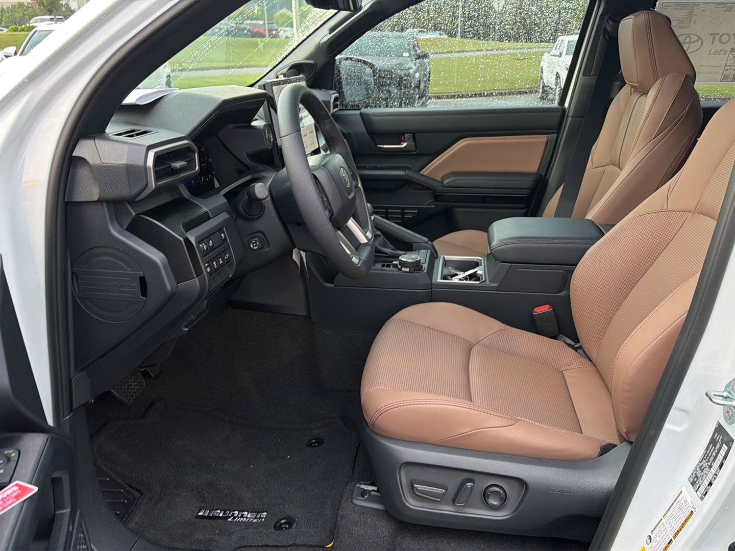 New 2026 Toyota 4Runner Limited AWD/4WD image 10