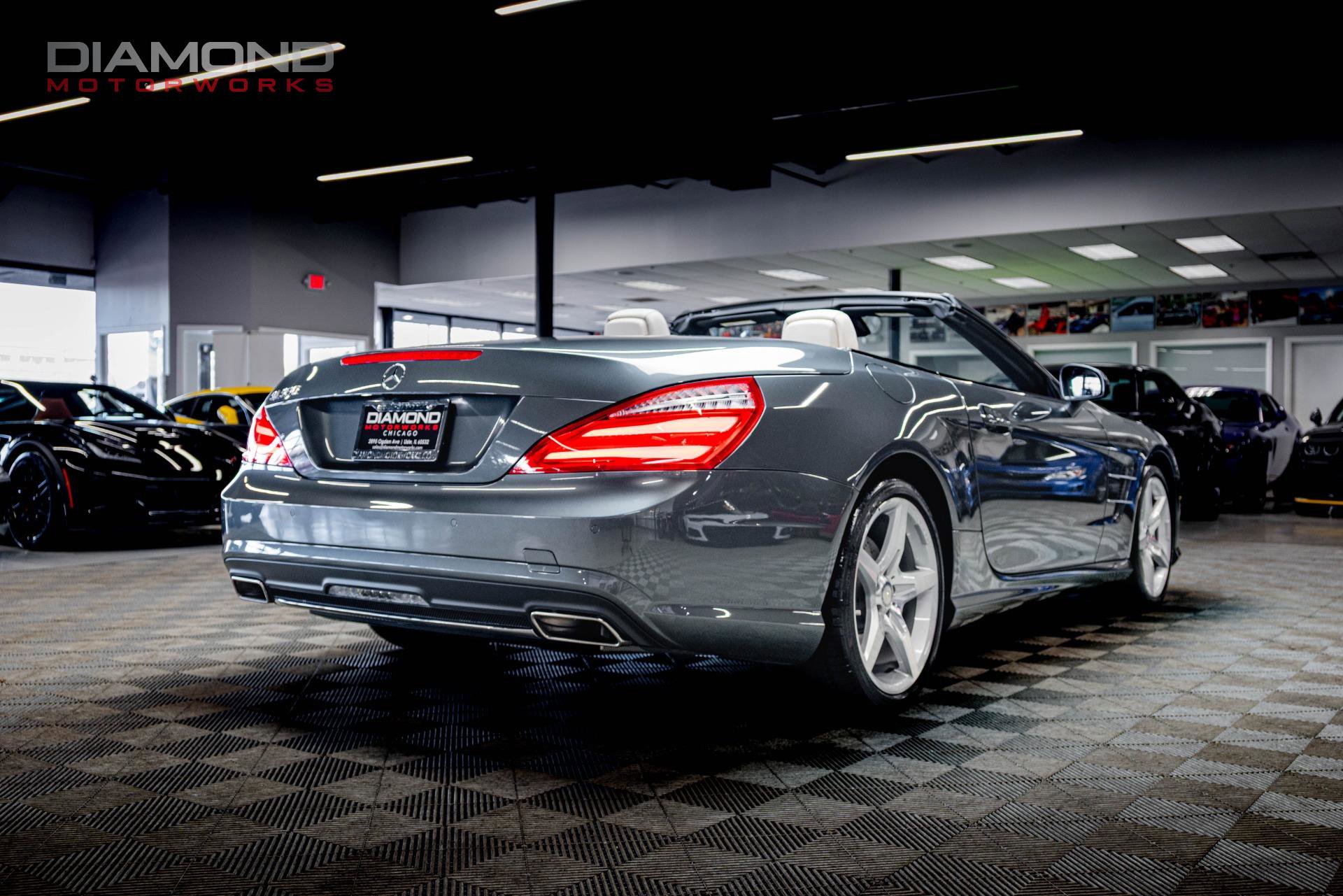Used 2014 Mercedes-Benz SL 550 image 2