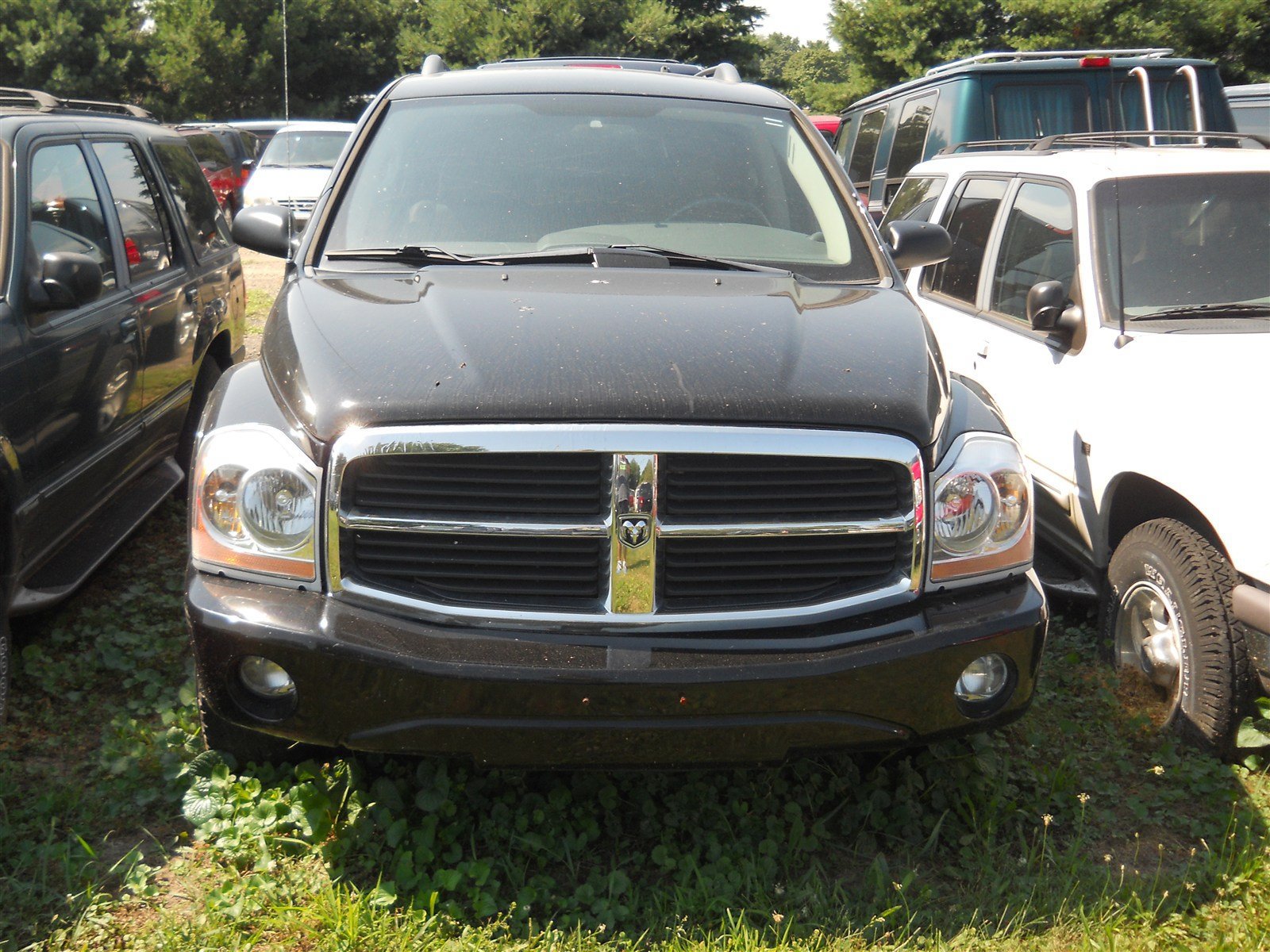 Used 2005 Dodge Durango SLT w/ Family Value Group AWD/4WD image 3