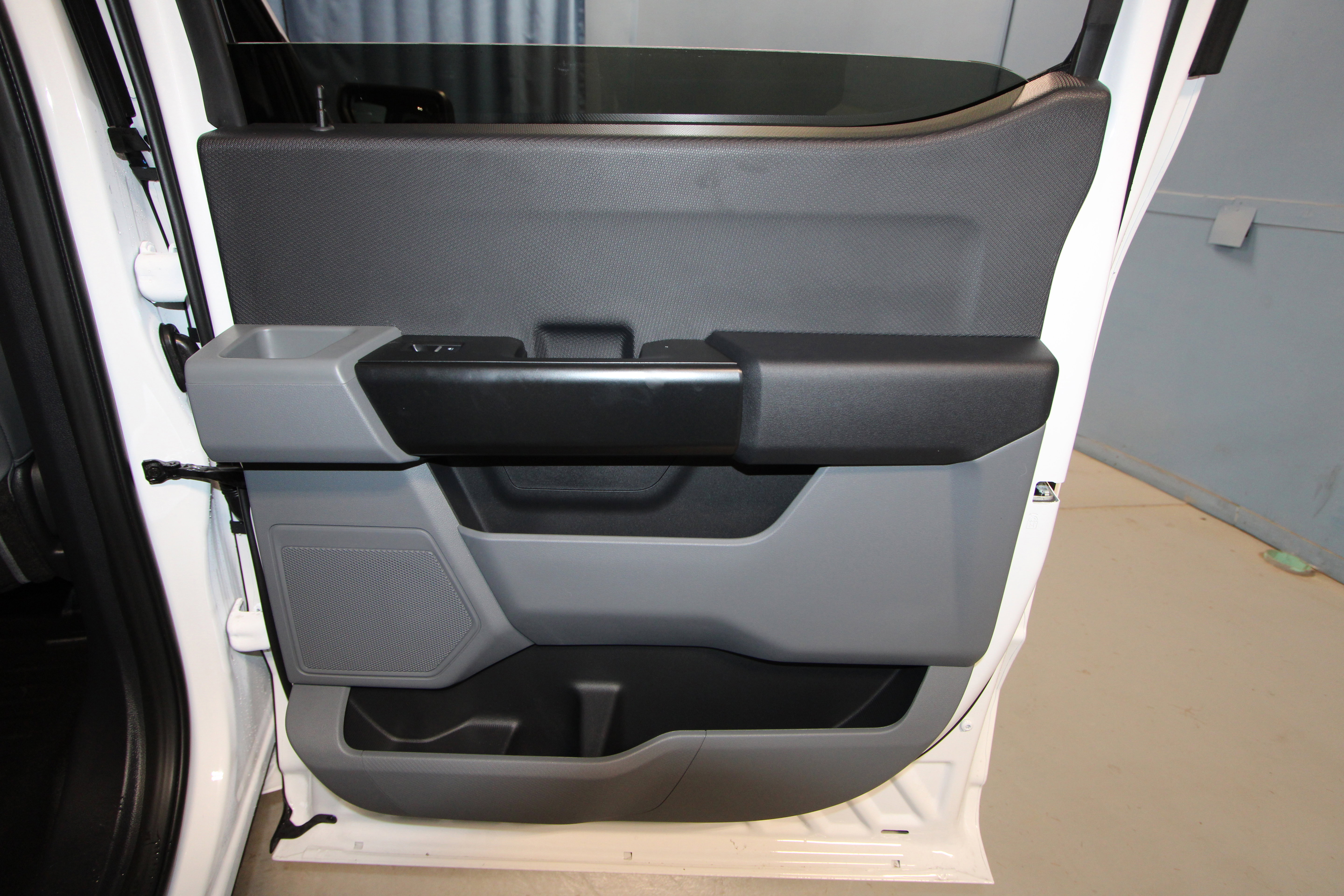 New 2025 Ford F150 XL w/ Equipment Group 103A High image 22