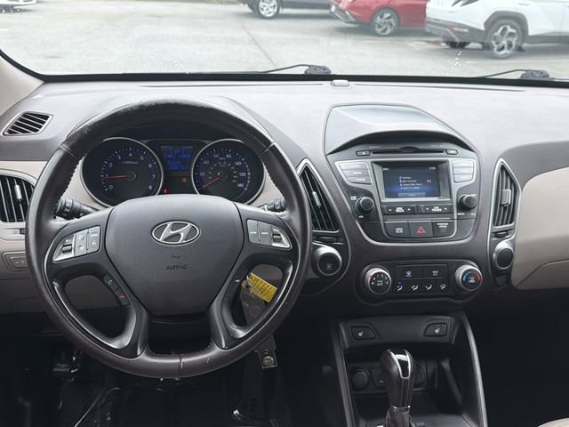 Used 2014 Hyundai Tucson SE image 22