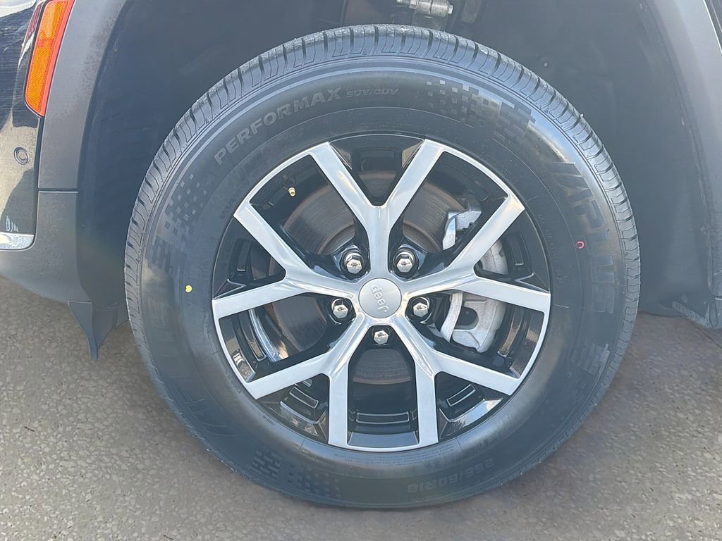 Used 2024 Jeep Grand Cherokee L Limited w/ Luxury Tech Group II image 46