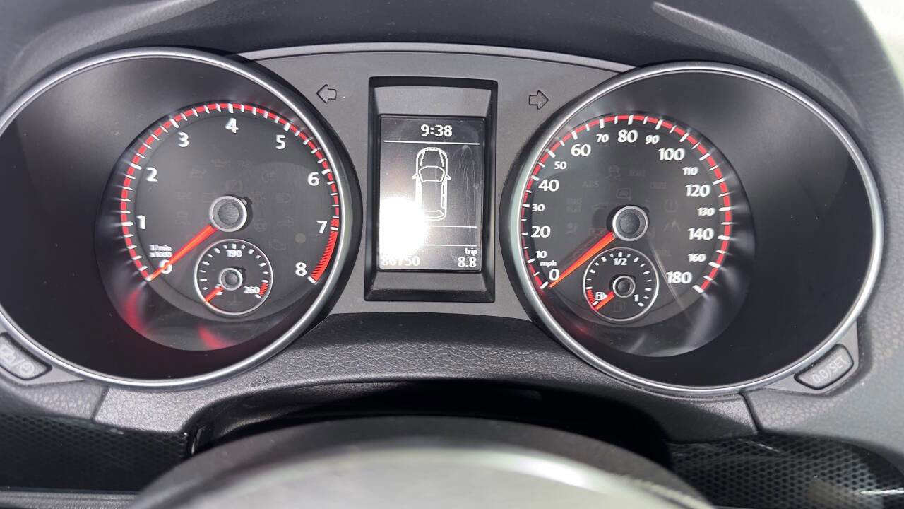 Used 2013 Volkswagen Golf 4-Door image 20