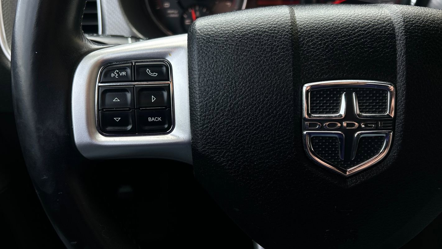 Used 2013 Dodge Charger SXT image 28
